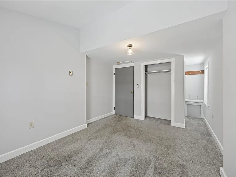 117 E Miner St — Photo 5