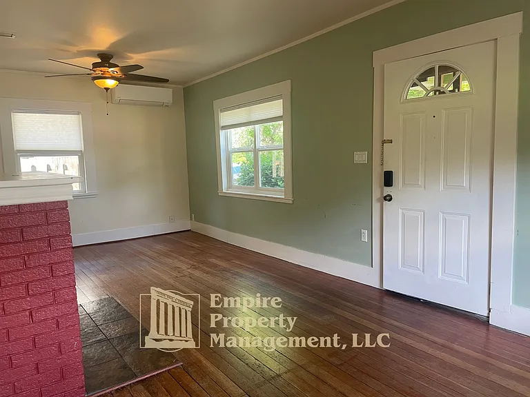 1292 Monroe St — Photo 5