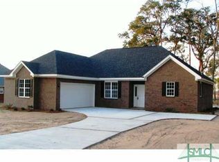 295 Lakeshore Dr, Midway, GA 31320