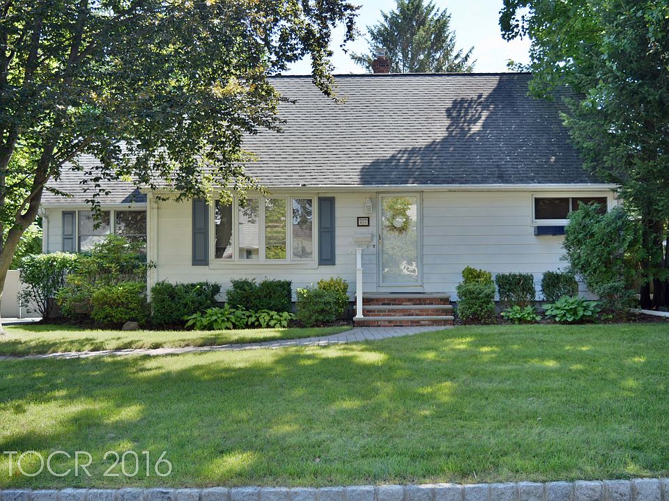 1st image of 84 Westbrook Ave