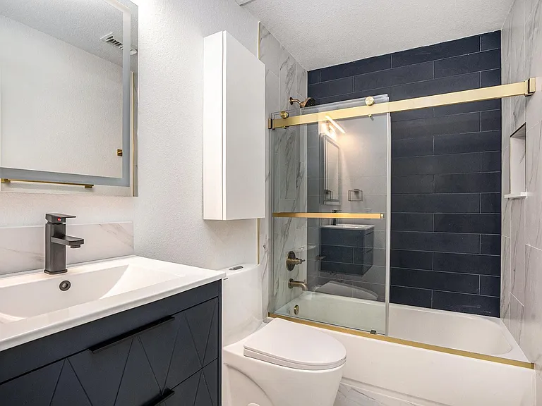 3811 Misty Falls Ln — Photo 15