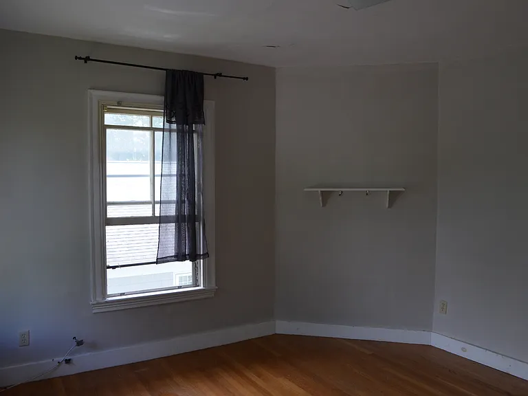 125 Harriet St — Photo 12