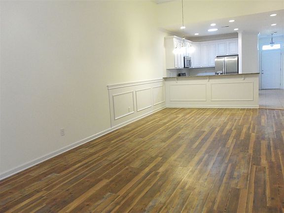 5th image of 508 Aft Ct #102