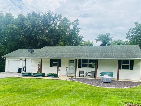 13001 Woodland Groves Pl, Hannibal, MO 63401