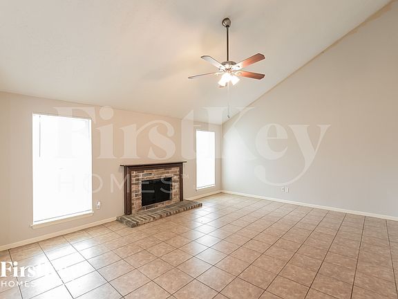 3rd image of 18026 Garden Manor Dr