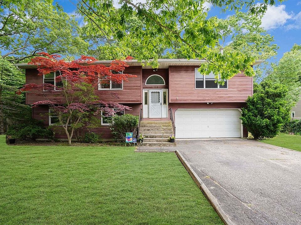 1st image of 426 Boxwood Drive