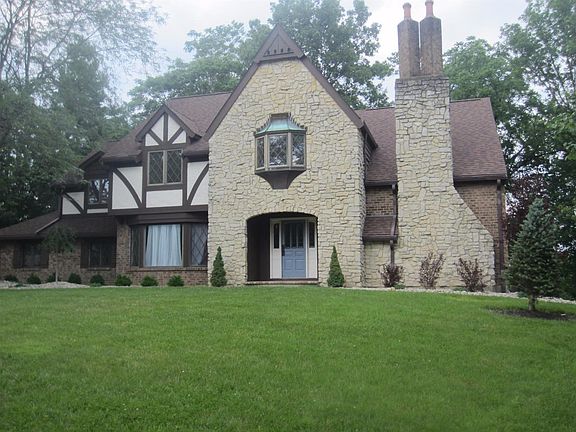 2nd image of 7452 Sleepy Hollow Dr
