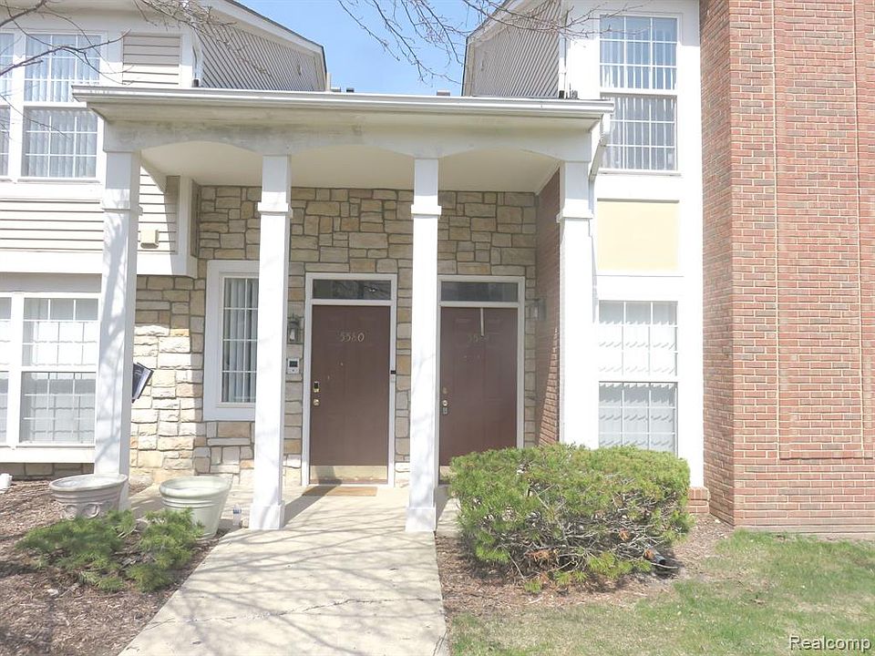 1st image of 5584 Pine Aires Dr