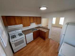 103 Lawrence St #D, Middletown, RI 02842