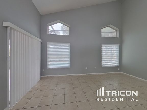 2nd image of 1088 Sugarberry Trl