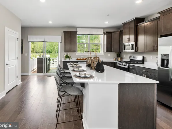 121 Ada Hightower Blvd, Pennington, NJ 08534