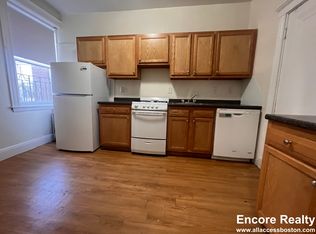 1800 Commonwealth Ave #10D, Brighton, MA 02135