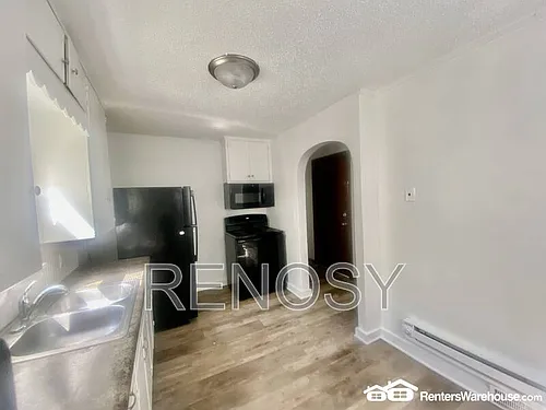 1816 Francis Ave Photo 1