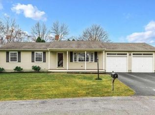 10 Northfield Pl, Acushnet, MA 02743