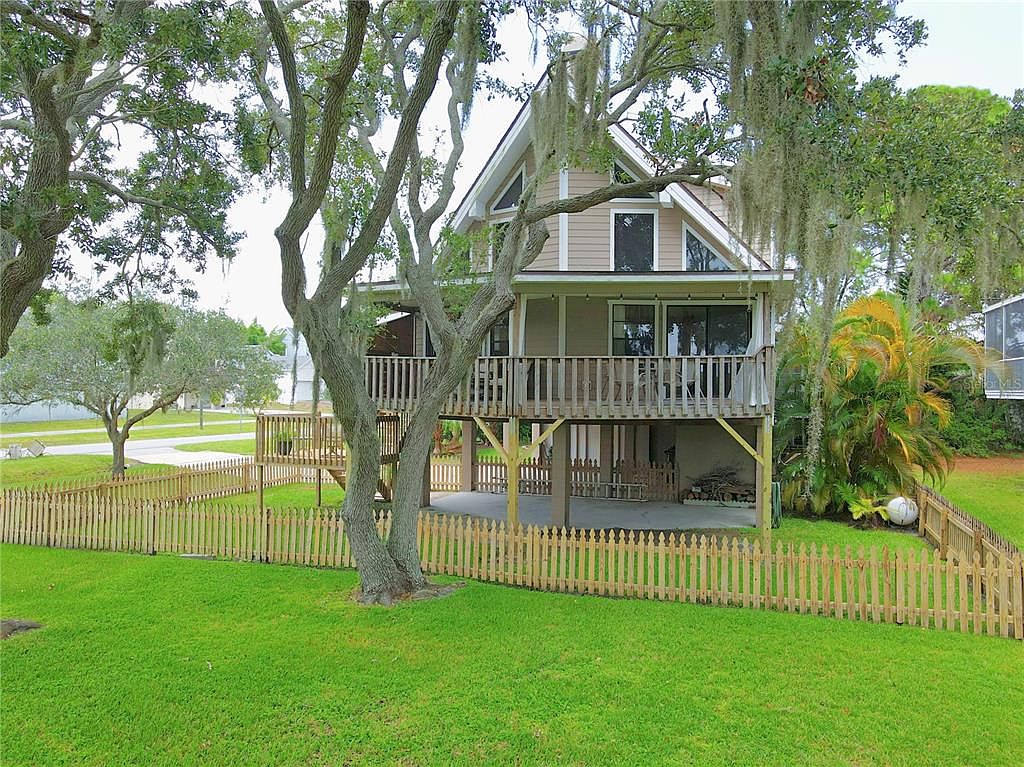 908 Shore Dr W, Oldsmar, FL 34677 MLS U8211259 Zillow