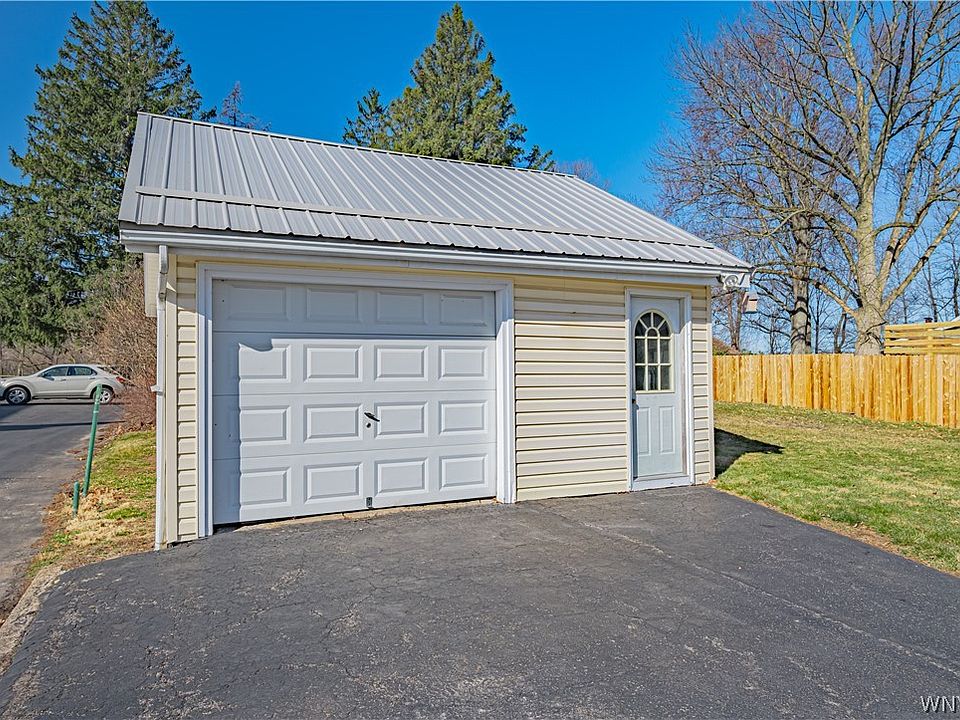 2722 West Ave, Newfane, NY 14108 Zillow