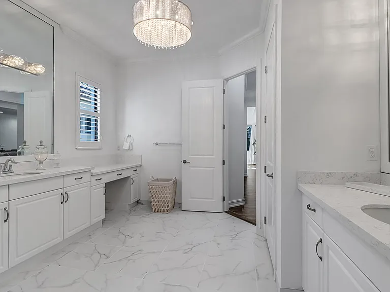 9264 Glenforest Dr — Photo 24