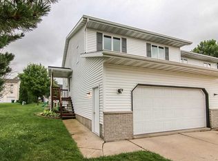 900 Whispering Way, Cottage Grove, WI 53527