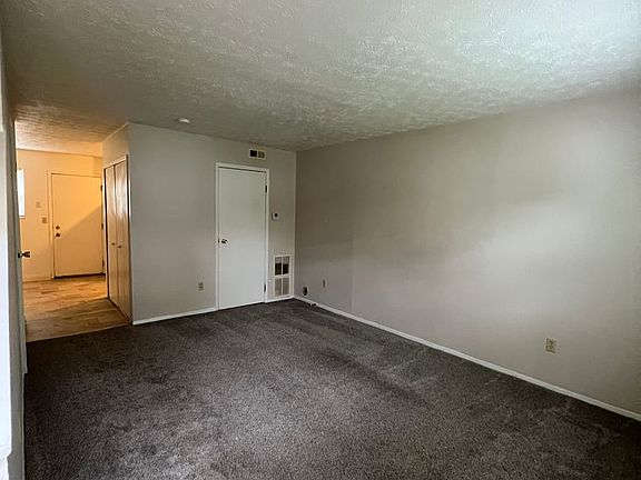 2nd image of 1582-1588 Harvester Ln #1582