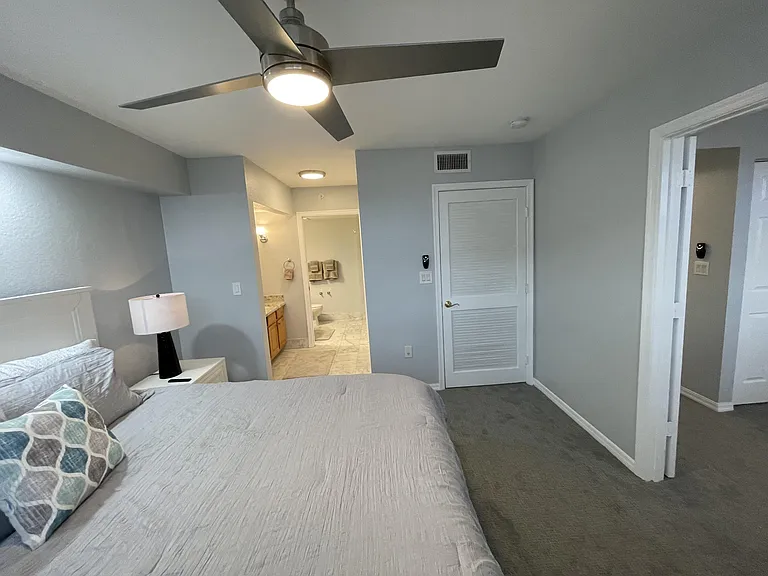 1801 N Flagler Dr #502 — Photo 36