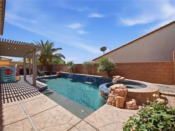 1633 Luna Vista Pl, North Las Vegas, NV 89084