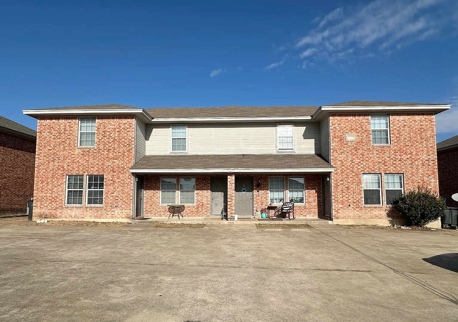 2105 Tahoe Ct — Photo 1
