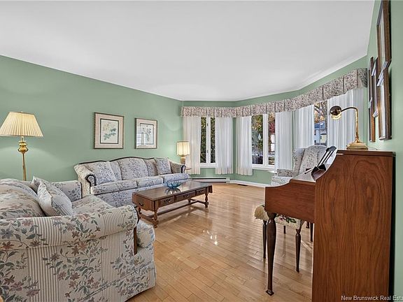 2nd image of 120 Wetmore Rd