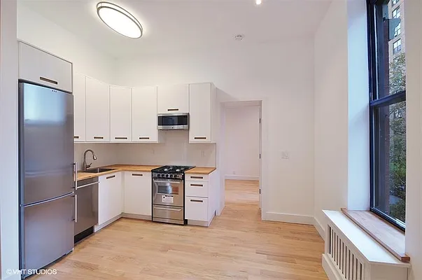 Sold by Fillmore | media 3