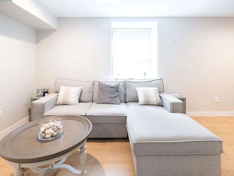 Deacon Court - 1661 Washington Street — Photo 119