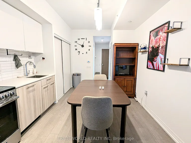 251 Jarvis St #932 — Photo 10