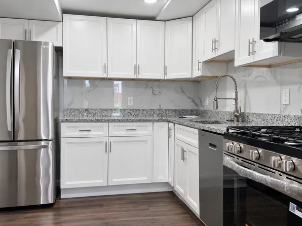2360 Sun Valley Cir Unit 2, Silver Spring, MD 20906