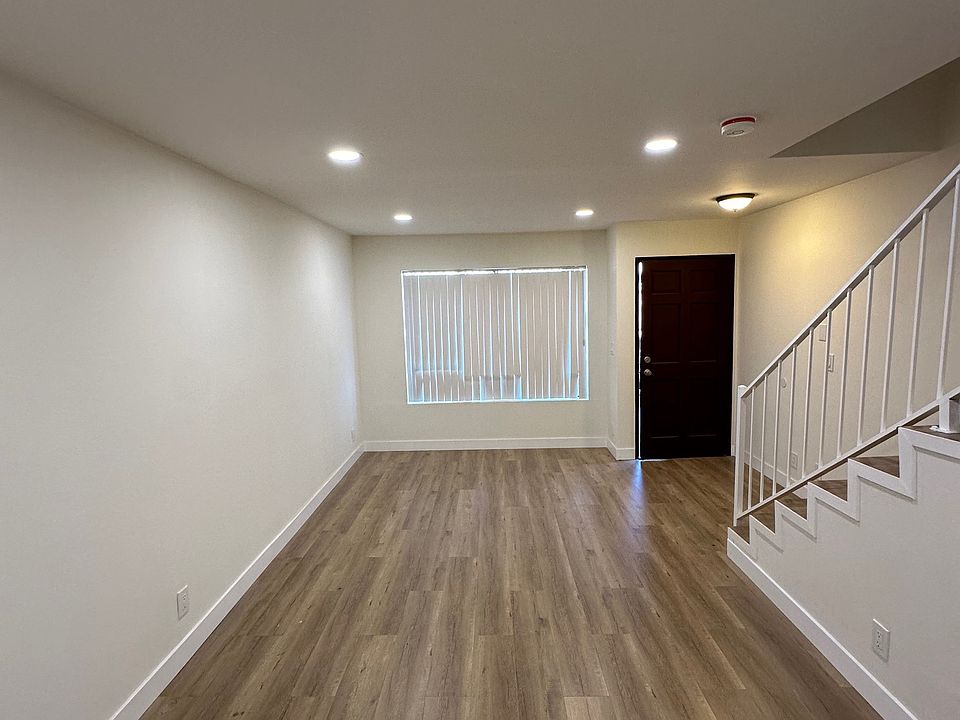 1st image of 10441 McVine Ave #3
