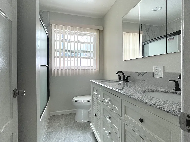 7949 Clearfield Ave — Photo 12