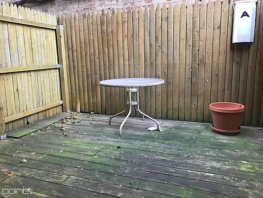 Rented by Point NYC | media 10