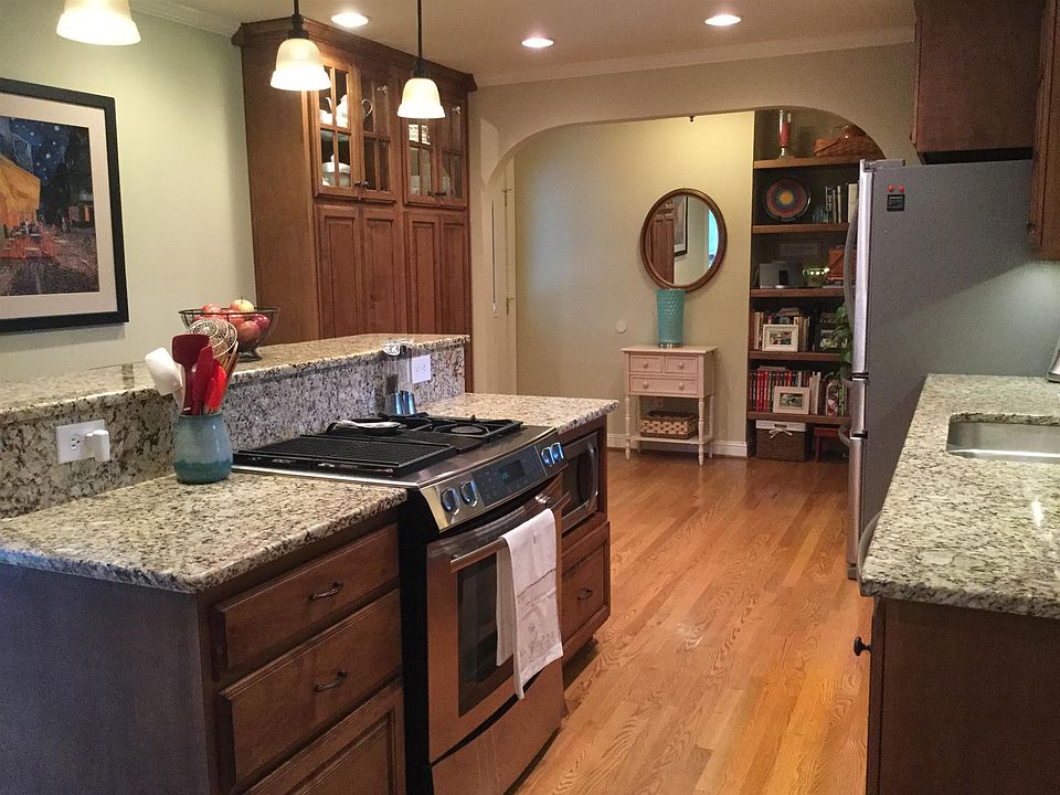 1st image of 808 Templeton Dr