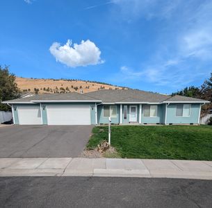 893 Rosemont Ct, Klamath Falls, OR, 97603