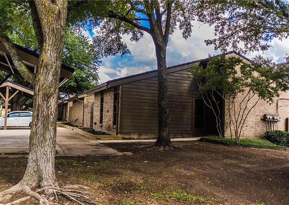 1st image of 2204 W Park Blvd APT 2204