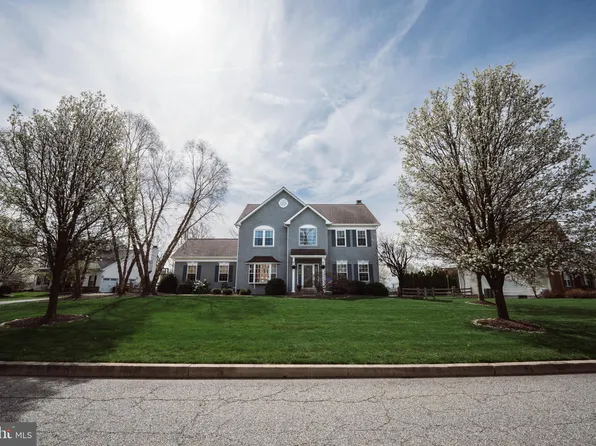 1103 Fieldcrest Ct, Chalfont, PA 18914