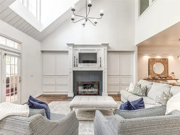 707 Inverary Dr, Edmond, OK 73025