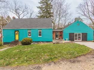 8245 W Pleasant Valley Rd, Cleveland, OH 44130