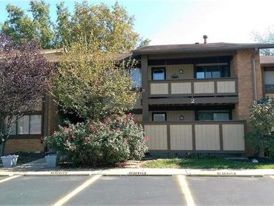 2 Fairways Cir, Saint Charles, MO, 63303