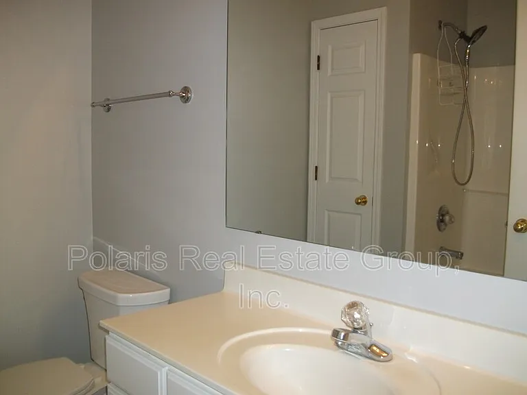 2215 Colfax Ln — Photo 18