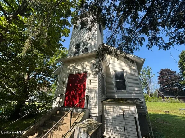 53 Greylock Ter, Pittsfield, MA 01201