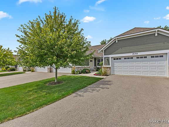 2nd image of 10187 E Crossroads Cir SE