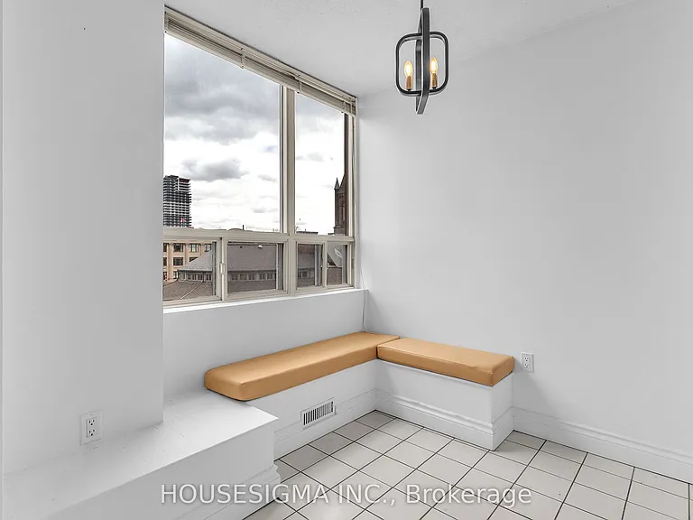 7 Picton St #601 — Photo 17