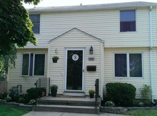 918 93rd St, Niagara Falls, NY 14304