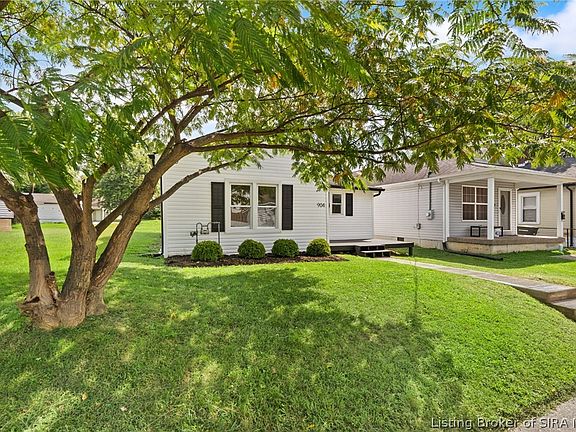 3rd image of 904 Fulton Street