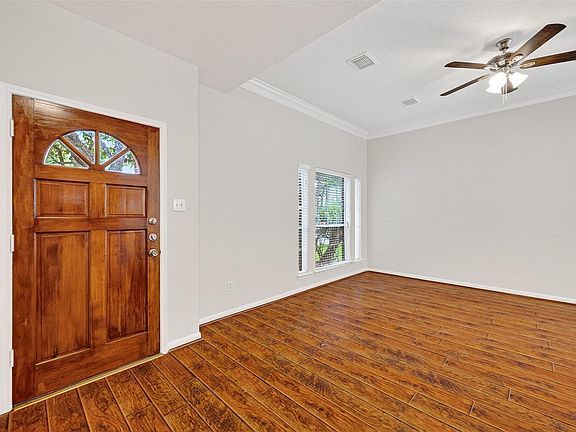 2nd image of 4539 Springfield Lakes St