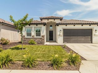 617 Saint Julien Dr, Madera, CA