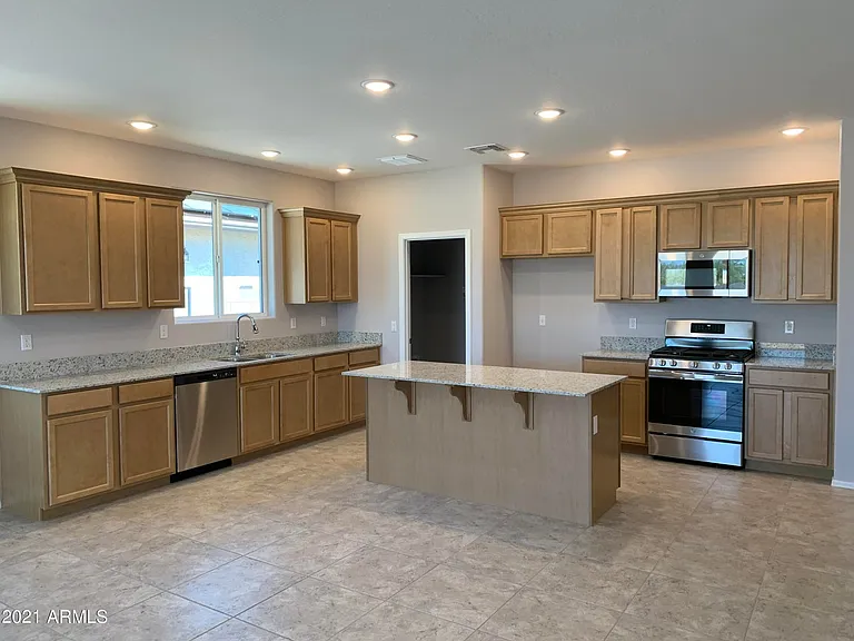 13484 W Range Mule Dr — Photo 7